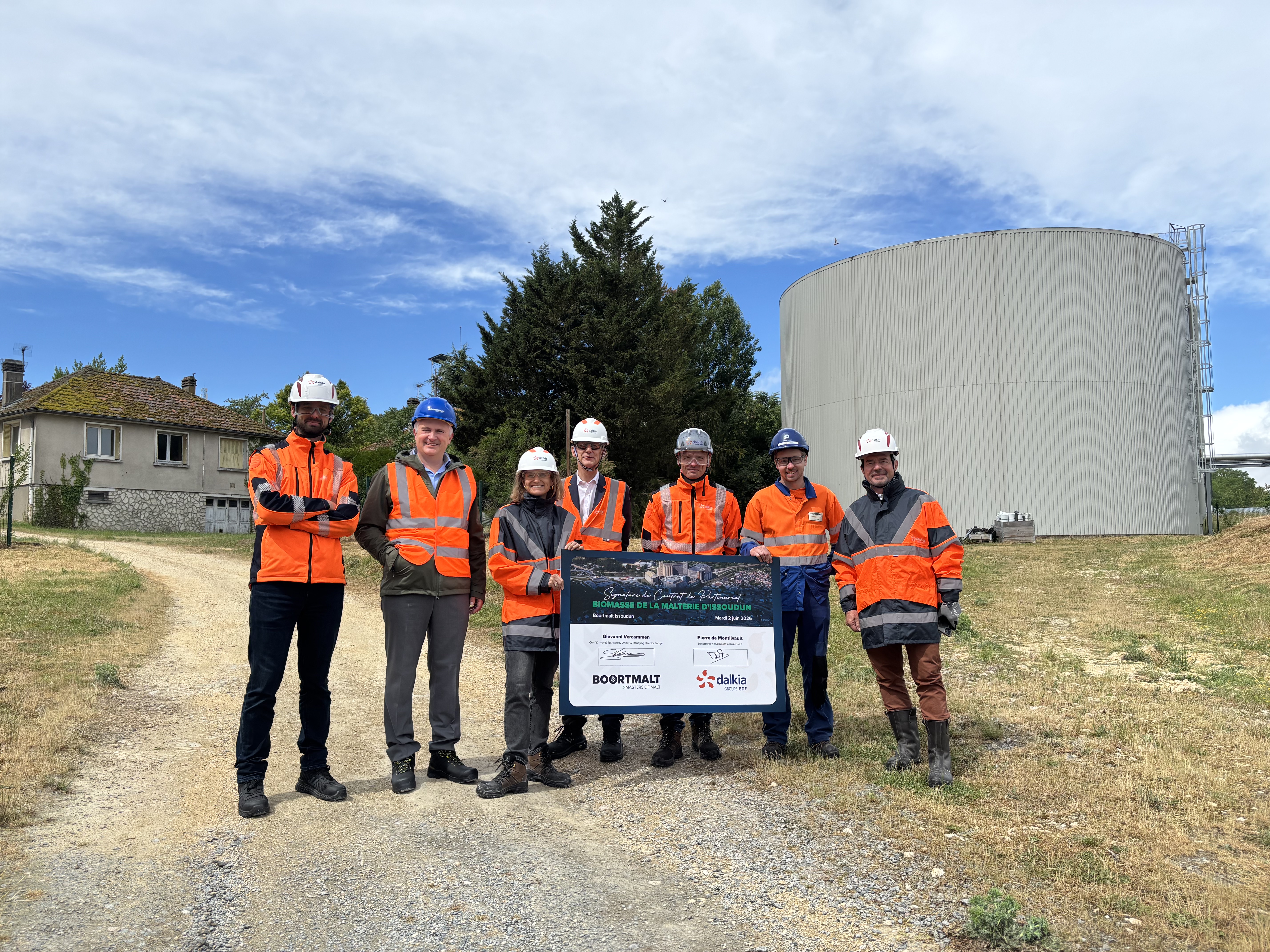 Boortmalt Dalkia officially sign their partnership Issoudun Biomass